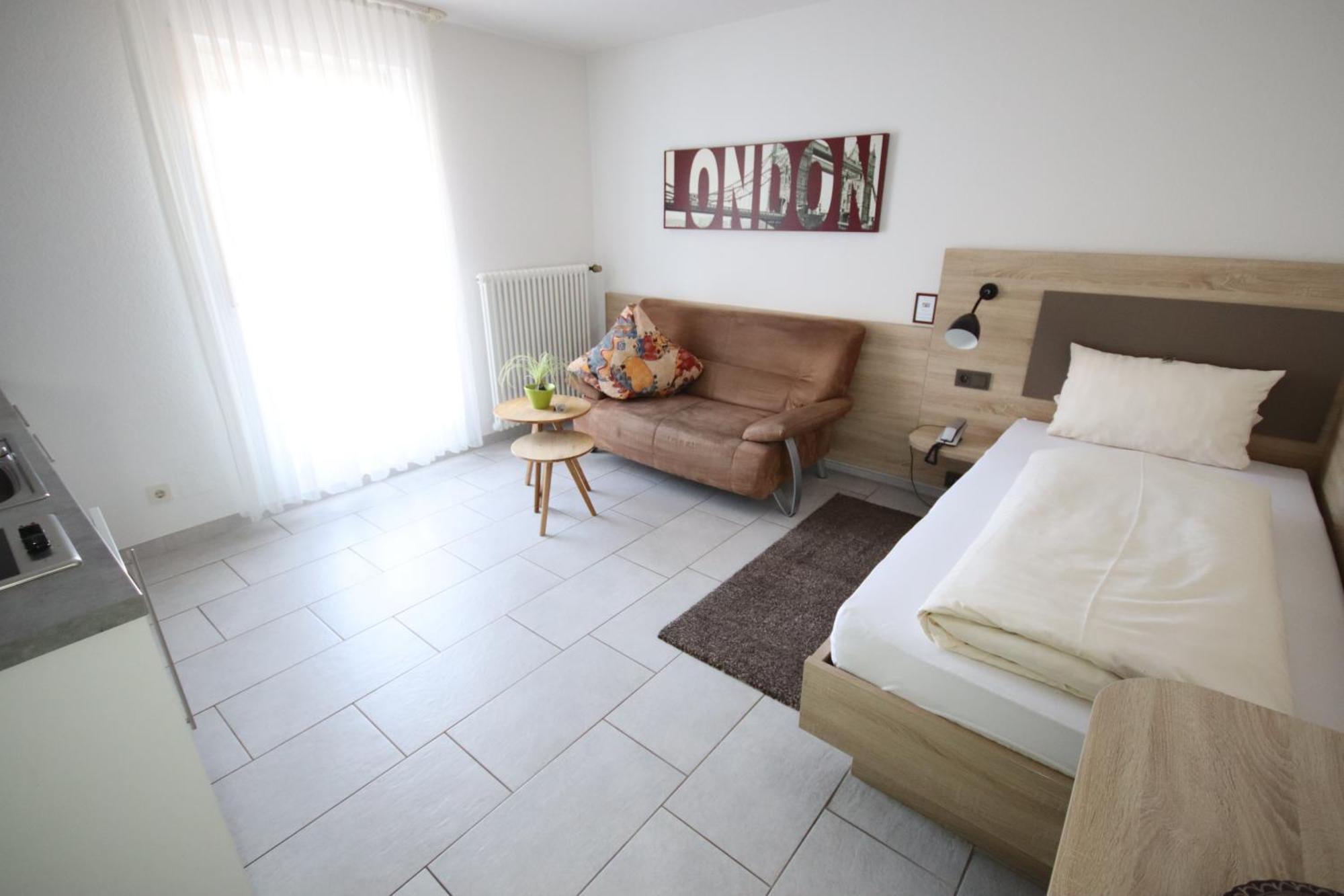באד קרוצינגן Appartements Biedermeier מראה חיצוני תמונה