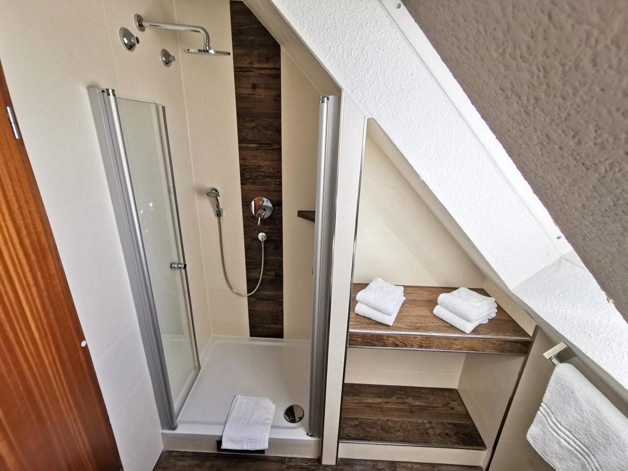 באד קרוצינגן Appartements Biedermeier מראה חיצוני תמונה