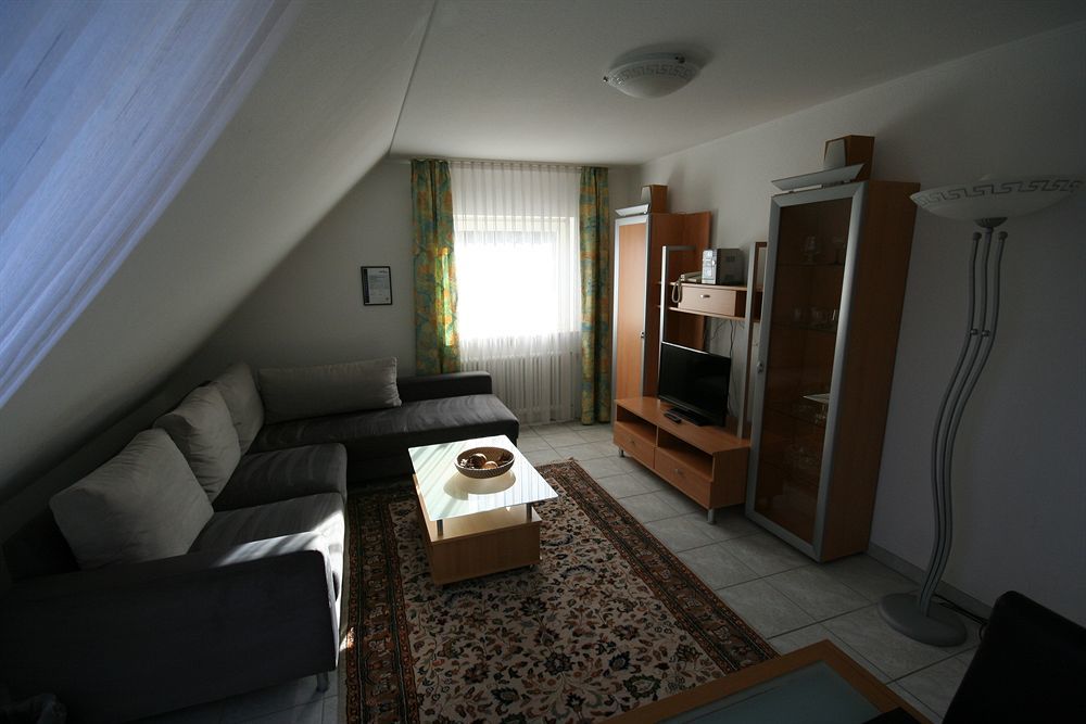באד קרוצינגן Appartements Biedermeier מראה חיצוני תמונה